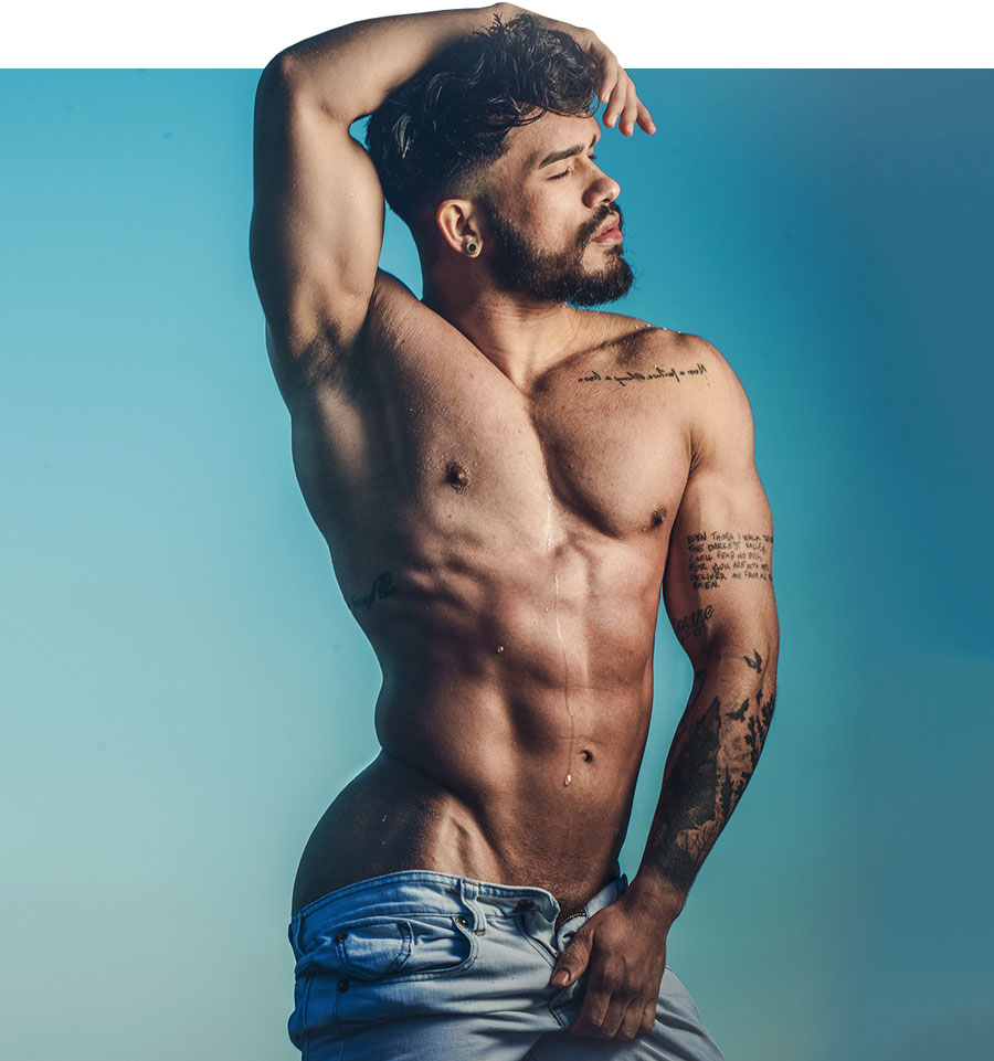 Muscle Hunk Ricardo Avila Makes His Porn Debut As Pietro Duarte at menatplay